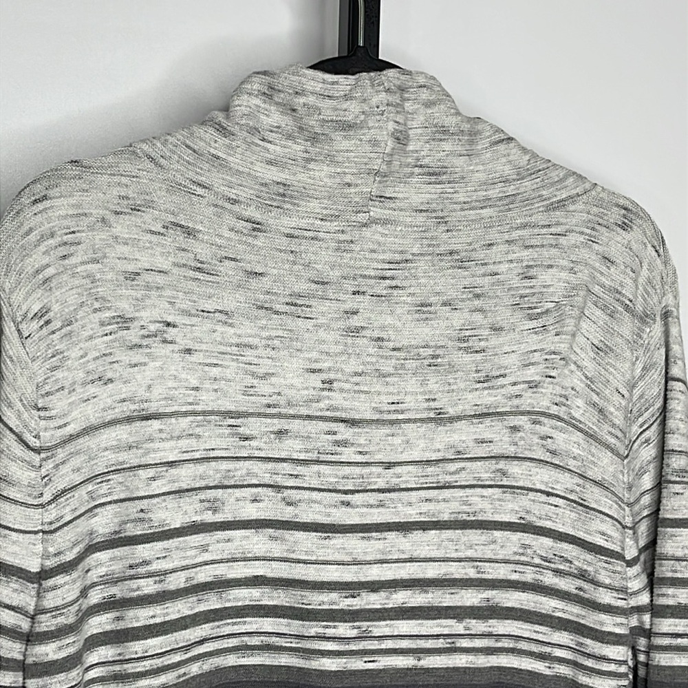 T by Talbots Sweater Women's Ombre Stripe Gray Knit Funnel Neck Sz XL Petite - Picture 8 of 10